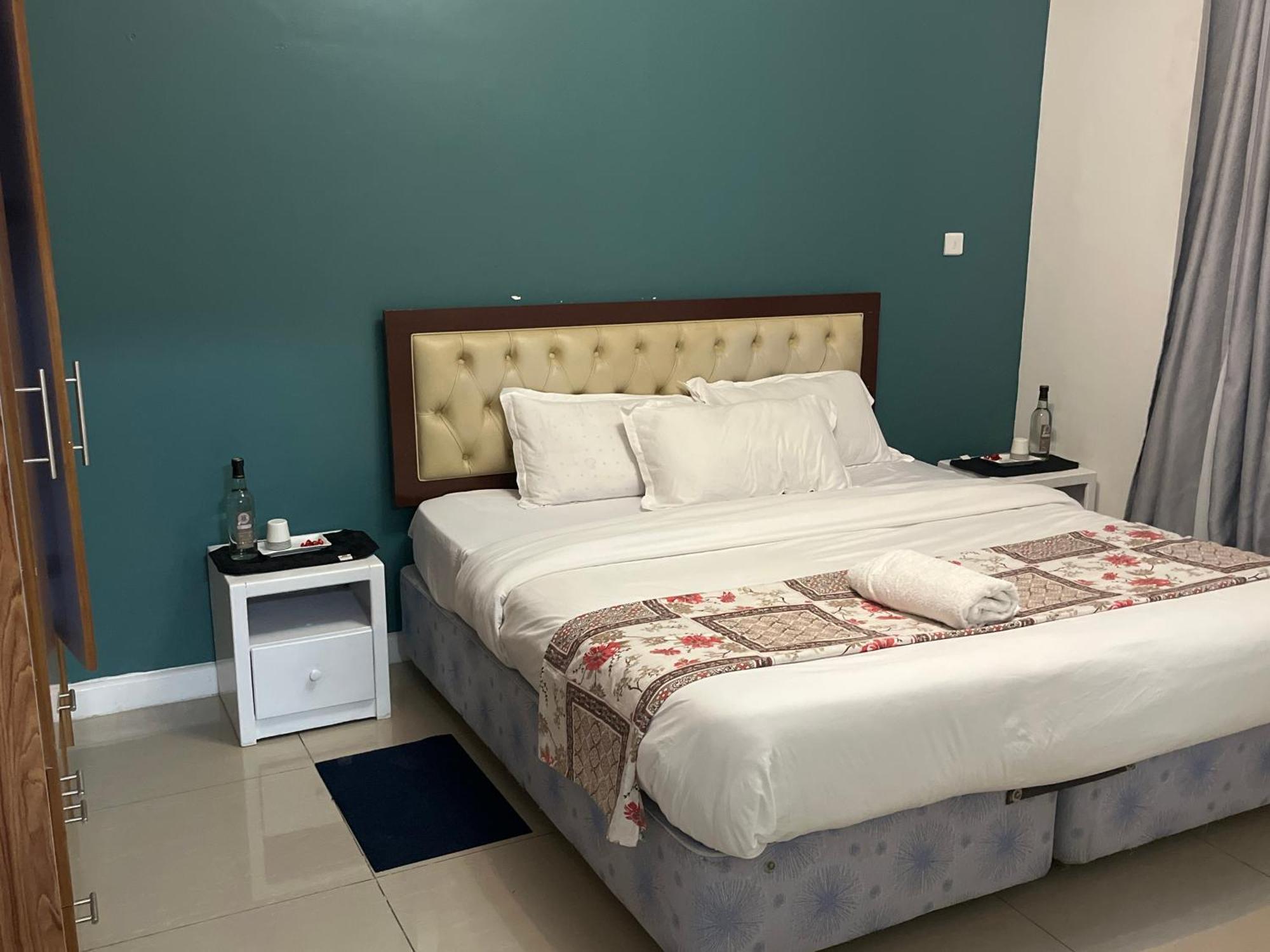 Tcr Residences At Kings Millennium- 3Bdrm Apts, All Ensuite, 7Km To Jki Airport, 7Km To Cbd ナイロビ エクステリア 写真